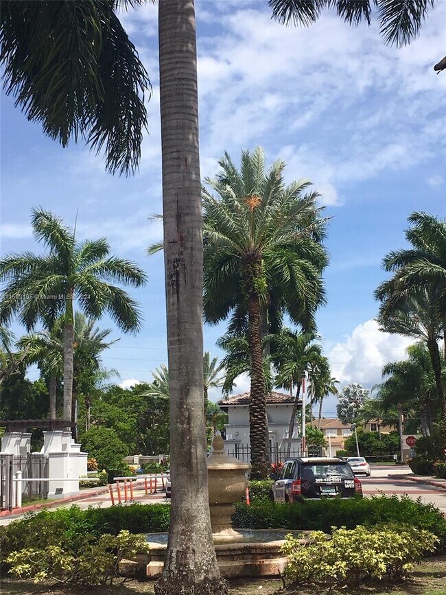 Foto del edificio - 4860 NW 97th Pl