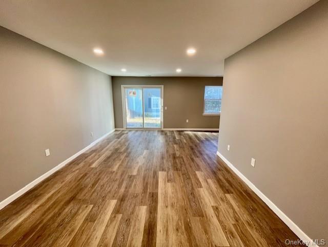 Building Photo - 800 Commons Way