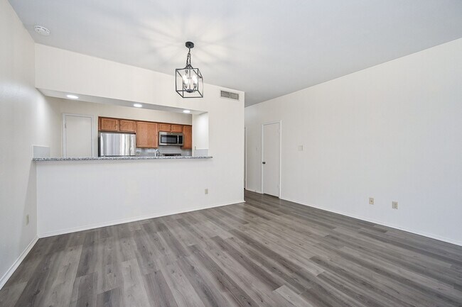 Foto del edificio - 338 Wilcrest Dr