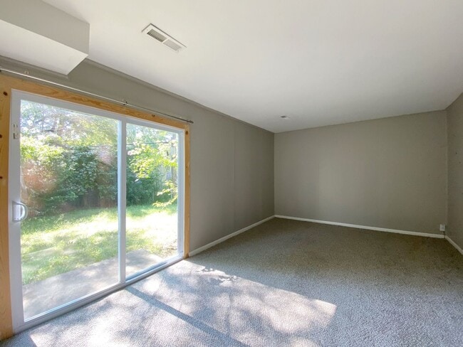 Building Photo - Corner Lot Charmer with 2-Car Garage in Ov...