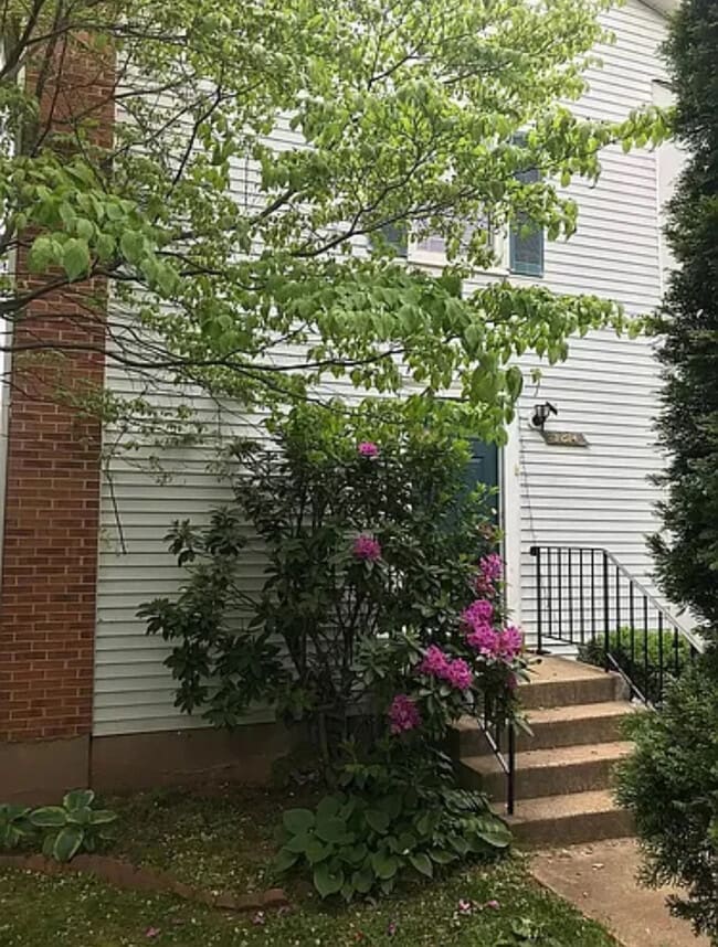 Building Photo - 3034 Hickory Grove Ct