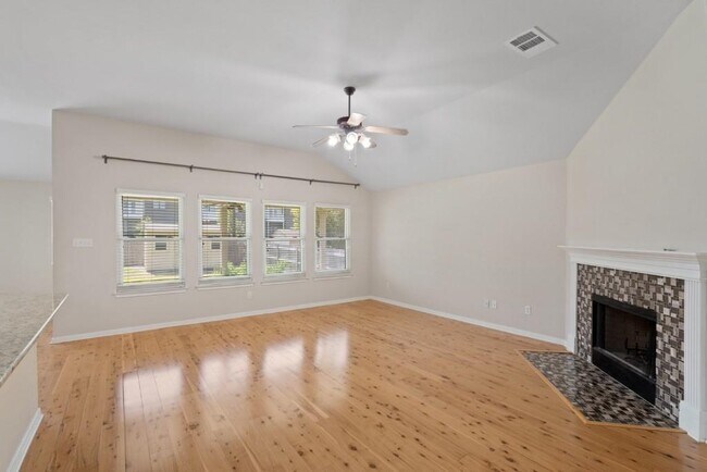 Foto del edificio - 19021 Raglan Castle Path