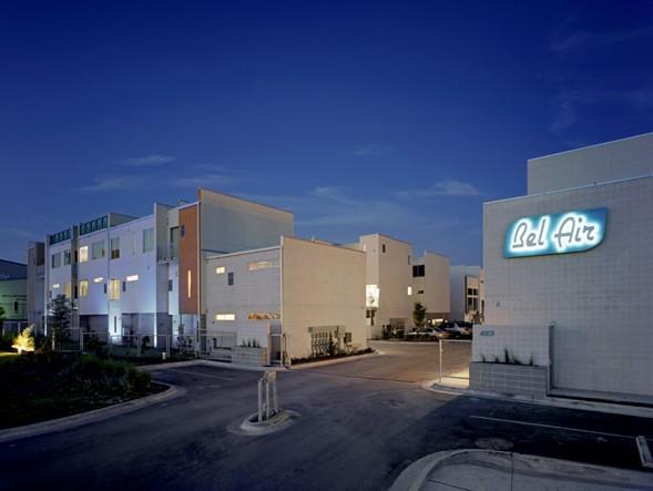 Foto del edificio - 4801 S Congress Ave