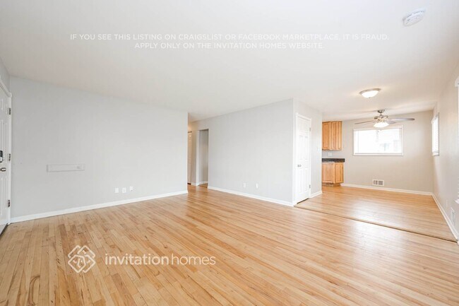 Foto del edificio - 1672 S Ames St