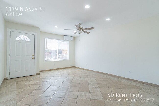 Building Photo - El Cajon Newly Renovated Duplex w/ A/C, La...