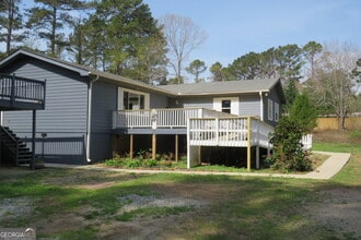 Building Photo - 1105 Hampton Rd