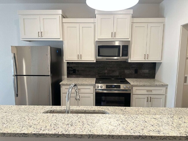 Building Photo - Brand new townhomes in Frenship ISD!