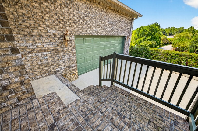 Building Photo - 603 Red Fern Rd
