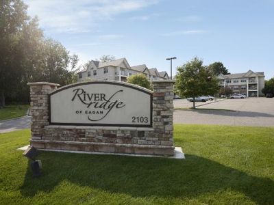 Foto del edificio - 2103 Silver Bell Rd