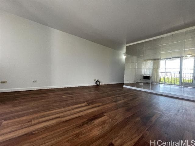 Foto del edificio - 1541 Dominis St