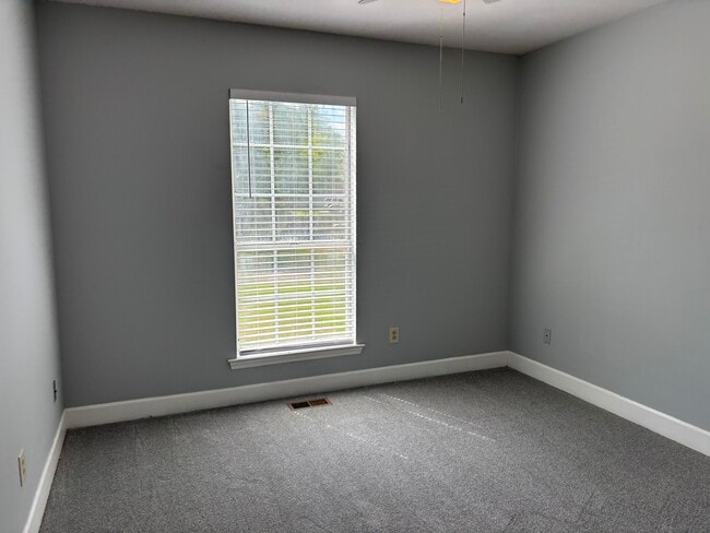 Bedroom - 101 Kings Gate Ln