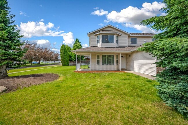 Foto del edificio - Broadmoore Community, 4 bed 2.5 bath