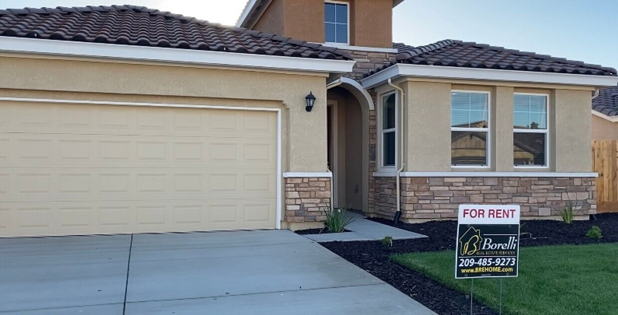 1948 Gus Villalta Dr, Los Banos, CA 93635 House Rental in Los Banos