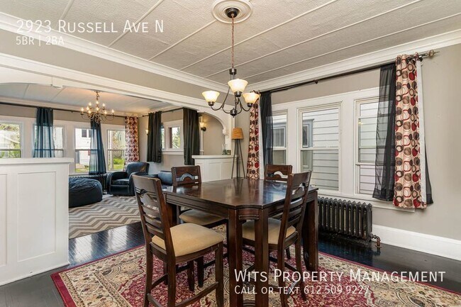 Foto del edificio - 2923 Russell Ave N