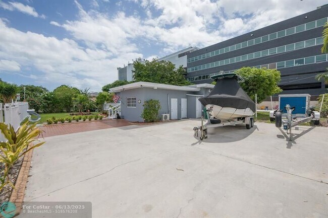 Foto del edificio - 2150 SW 21st Ter