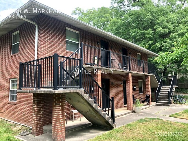 Building Photo - 1406 W Markham Ave