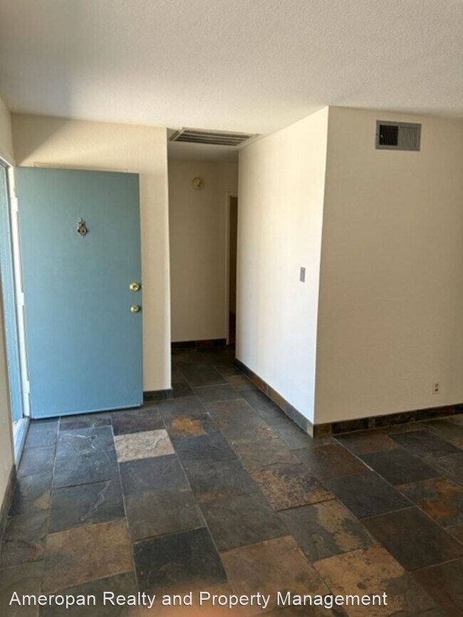 Foto del edificio - 2 br, 1 bath House - 4335 Sunnyview Ct