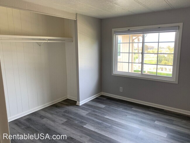 Building Photo - 4 br, 2 bath House - 33731 Gloria Rd