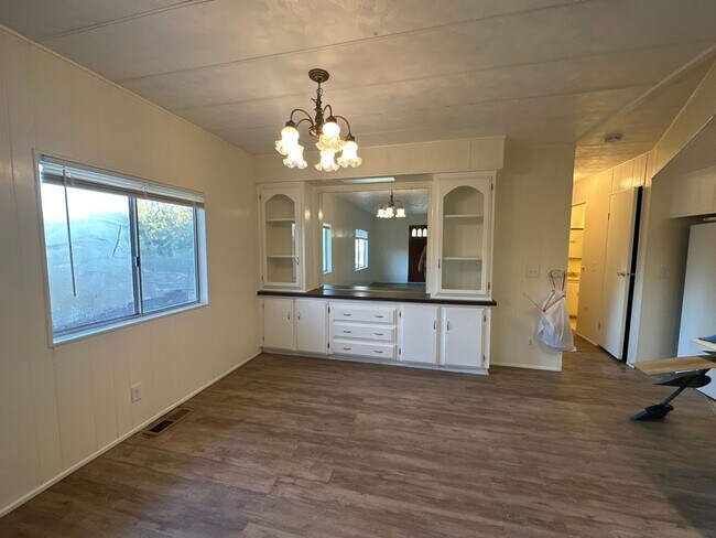 Building Photo - Modular Home in the Country