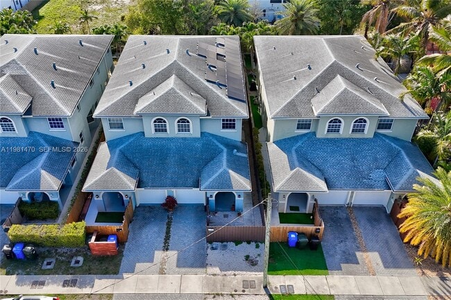 Foto del edificio - 1139 NE 3rd Ave