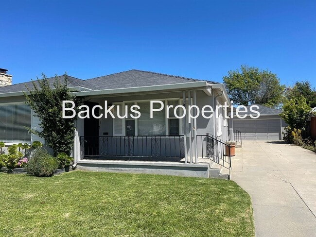 Foto del edificio - Wonderful one level home in South Salinas