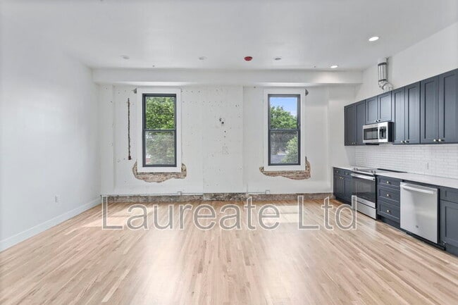 Photo - 1736 E 31st Ave Townhome