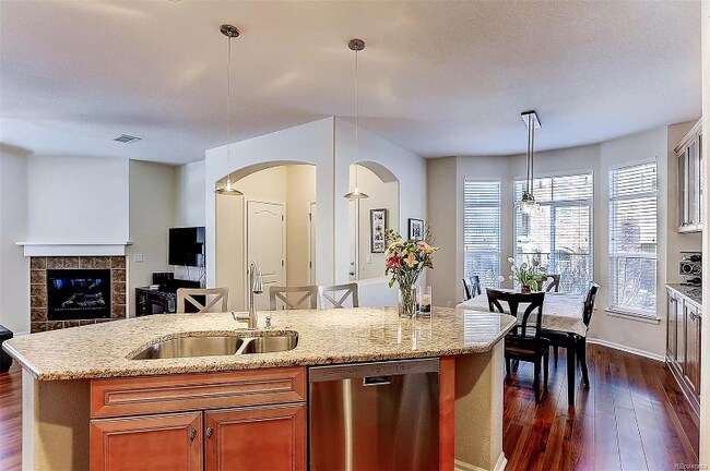 Building Photo - 9567 Cedarhurst Ln