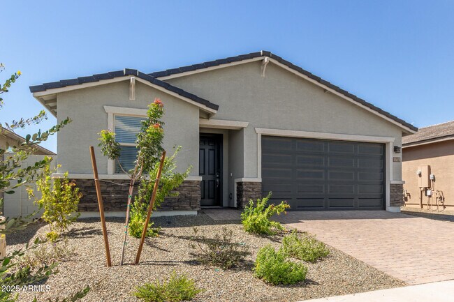 Building Photo - 3732 S 87th Dr