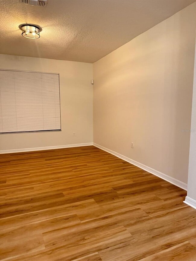 Foto del edificio - 4132 Hunters Park Ln