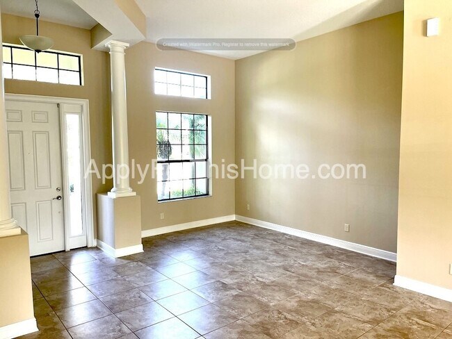 Foto del edificio - Single Family Dream Home in Gated Community
