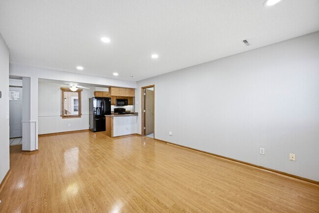 Building Photo - Ankeny Condo for Rent