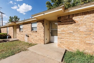 Building Photo - 6411 York Dr