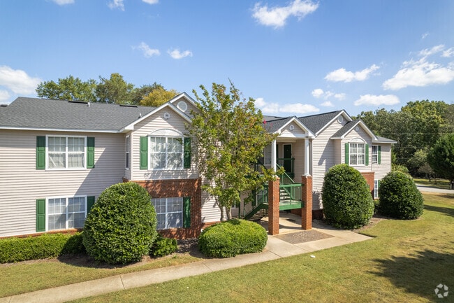 Exterior - Sage at Martins Ln