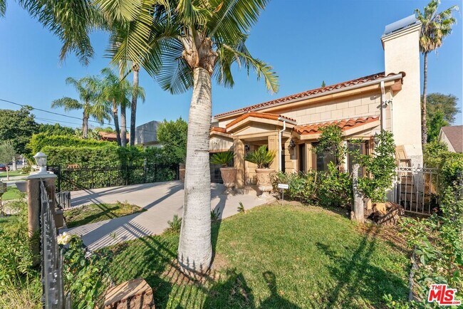 Foto del edificio - 15123 Greenleaf St