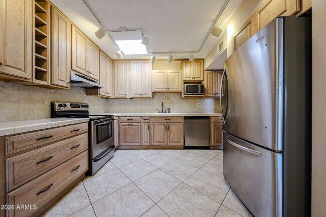 Foto del edificio - 14468 N Sherwood Dr