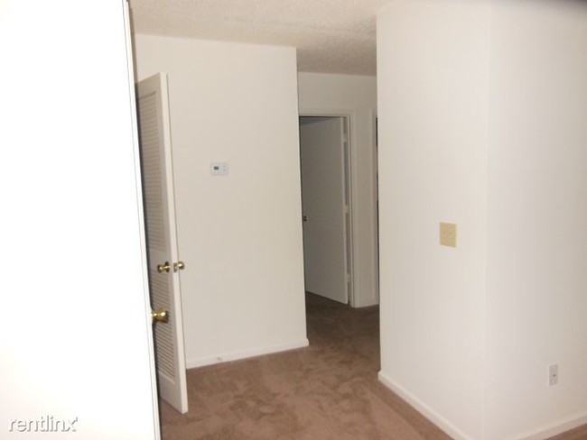 Building Photo - 2649 MacGregor Downs Rd