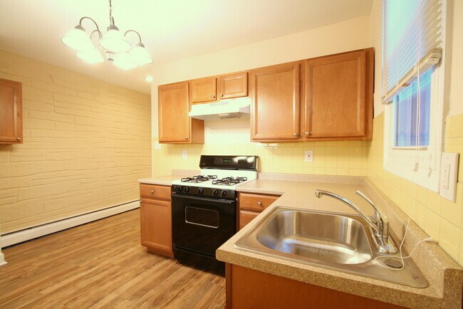 Foto del edificio - 4518 Van Kirk St