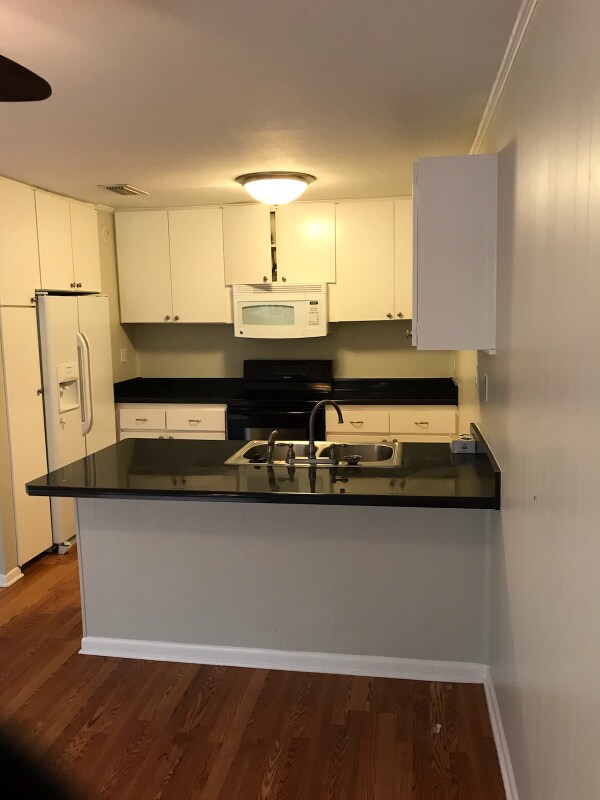 Foto del edificio - 1118 N Alston St