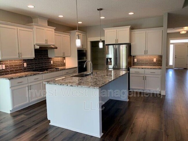 Foto del edificio - 5710 NE 129th St