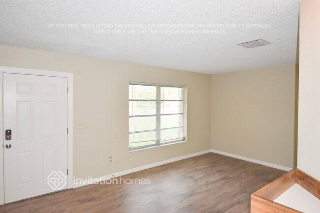 Foto del edificio - 1030 Oakwood Dr