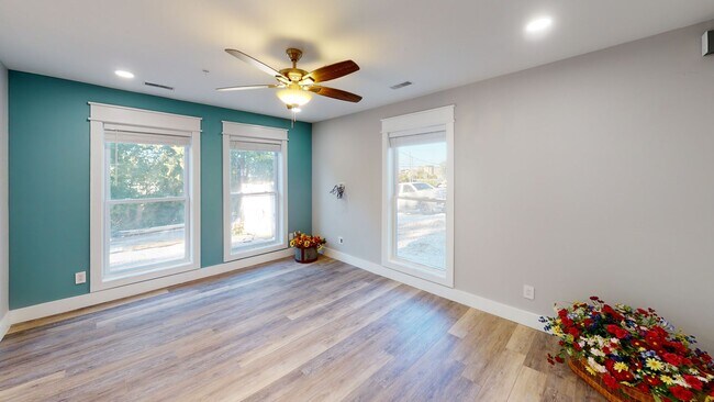 Foto del edificio - $1499 per Bedroom | 6BR in Fort Sanders | ...