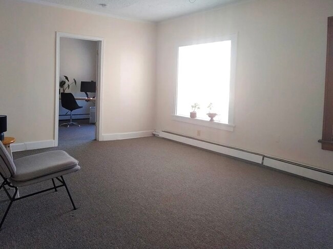Building Photo - 15301 Waterloo Rd