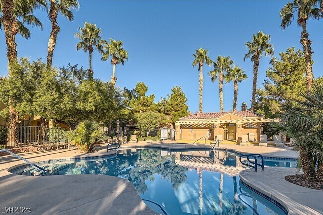 Foto del edificio - 7250 Diamond Canyon Ln