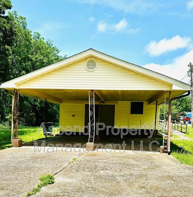 Building Photo - 7835 Rosemary Cir