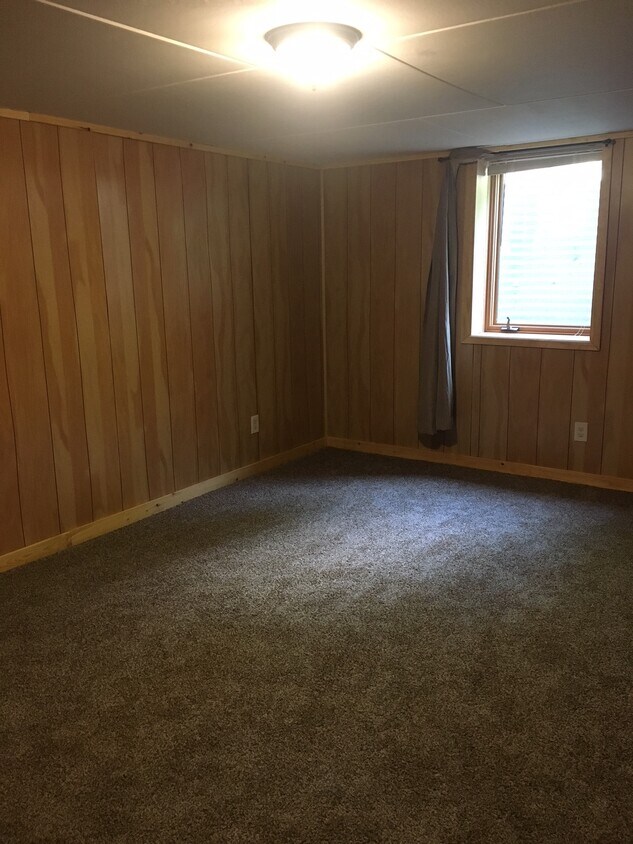 1600 East 96th Street, Bloomington, MN 55425 Townhome Rentals in