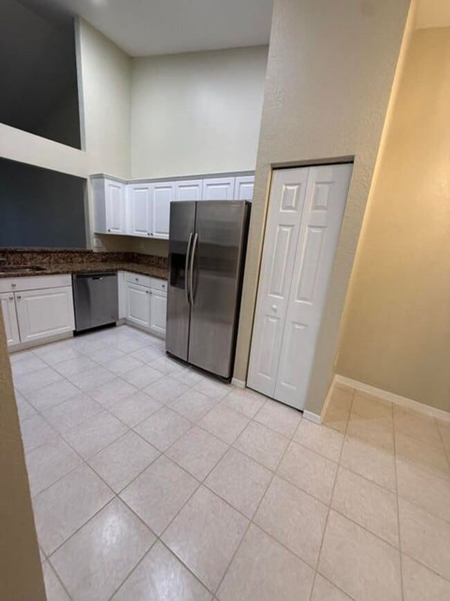 Photo - 7651 S Aragon Blvd House