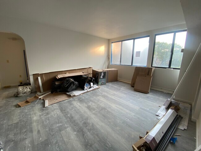 Foto del edificio - 1731 Beacon St