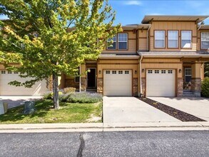 Building Photo - 2113 E Glamis Ct