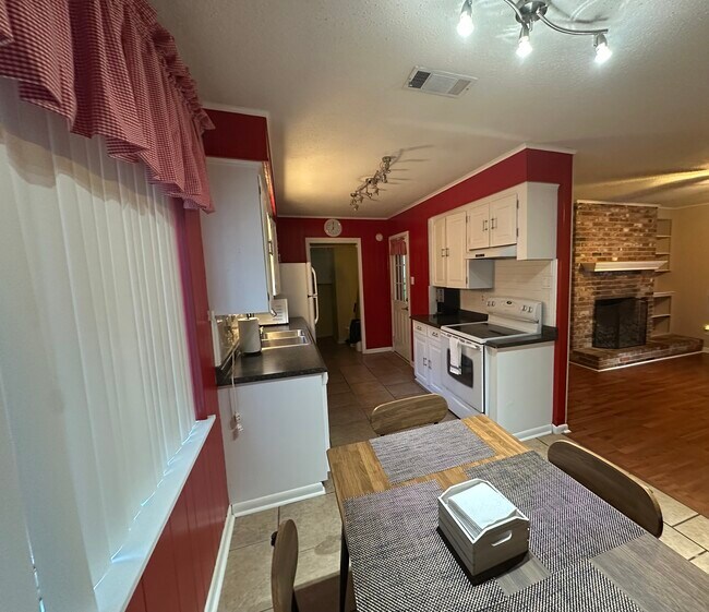 Cocina - 11 Connell Dr