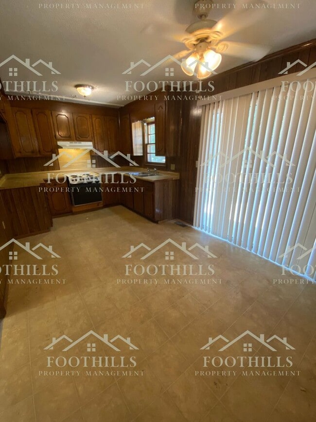 Building Photo - Ideal Anderson Home for Comfortable Living!